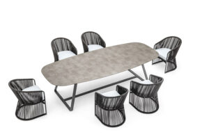 Kolonaki Table