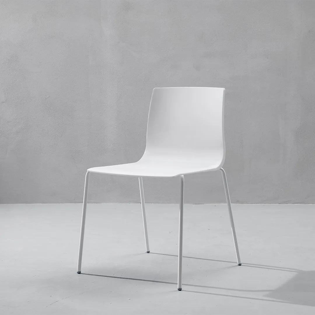 Alice Chair coated frame – view 2