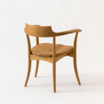 Private: Crescent armchair SG261A – view 2
