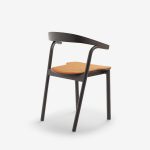 Makil Chair