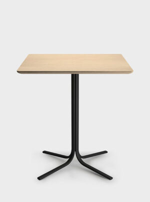 Atal Bistrot Table