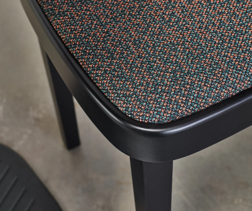 ideal chair 313 488 – view 4