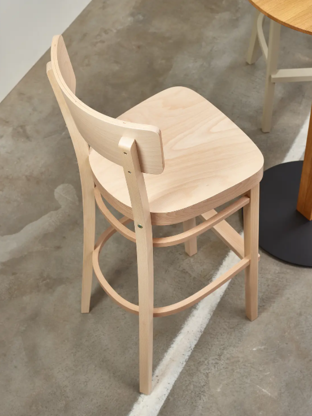 ideal barstool 311 485 – view 3