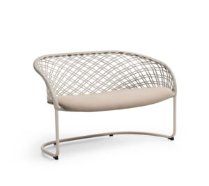 P47 DV M TS-CU Lounge Armchair