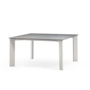 PLINTO TABLE