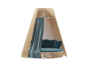 Hut Lounge Bed