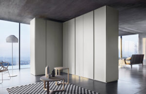 SINUA hinged