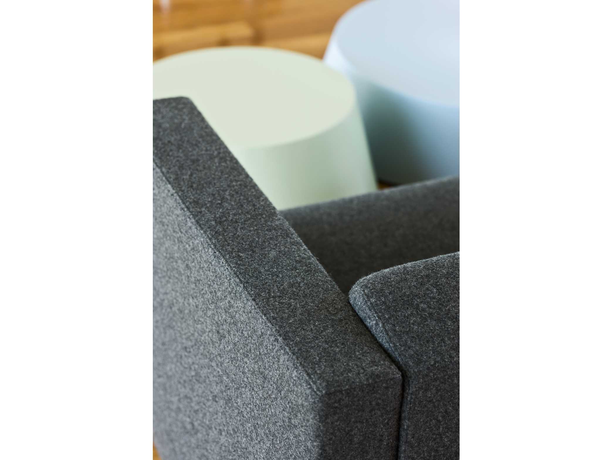 Cubus small sofa – view 4