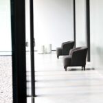Elle P small armchair – view 3