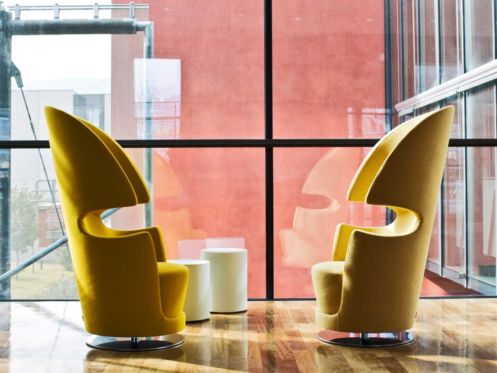 Folies Bergere armchair – view 3