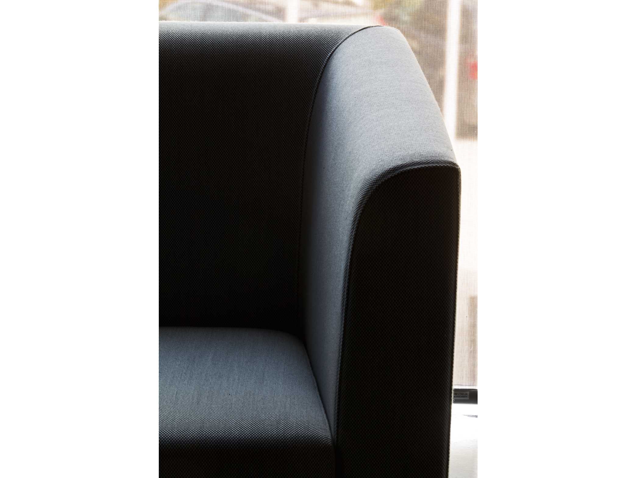 Holiday sofa – view 2