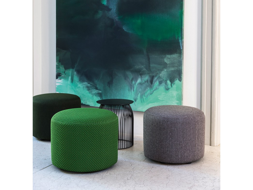 Molecule ottoman – view 2