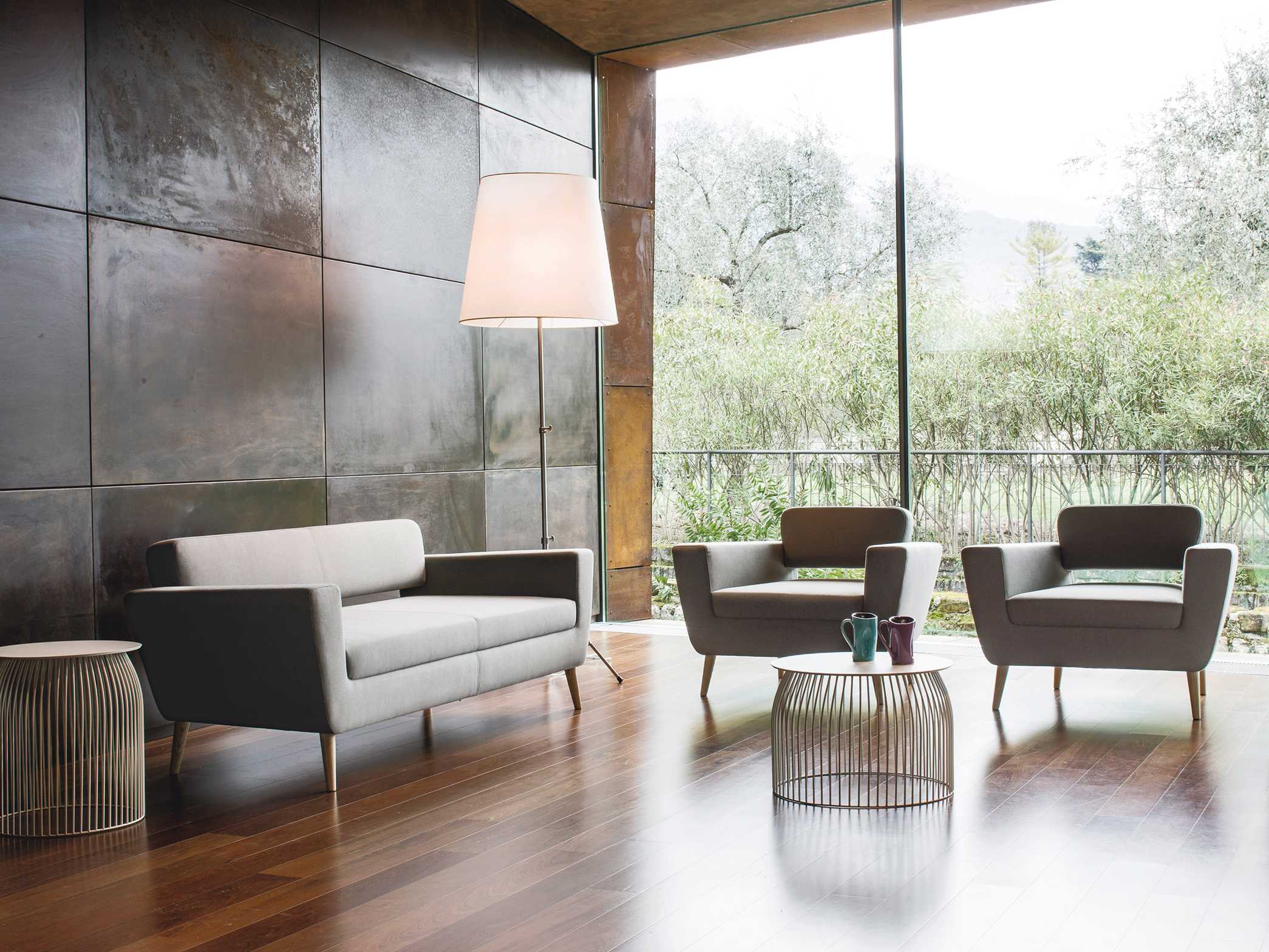 Serie 50 W armchair – view 2