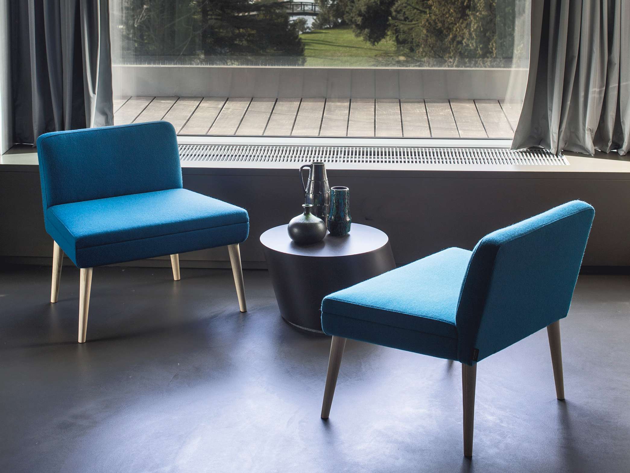 Serie 50 W chair – view 2
