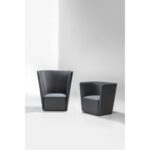 Velour armchair – view 3