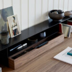 HARRI WRITING DESK – view 2