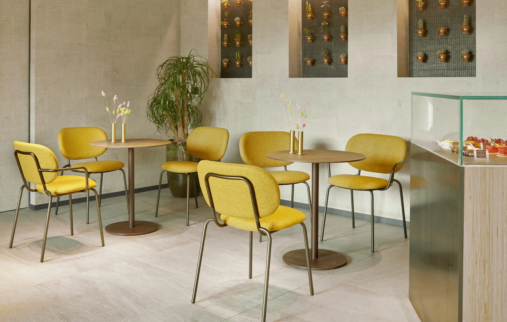 Si-Si Bold armchair – view 4