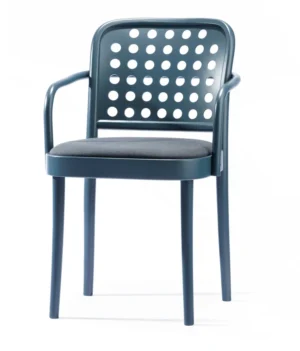 822 armchair 323 822