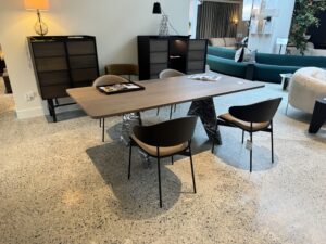 [more] AVAR & LUZ DINING SET