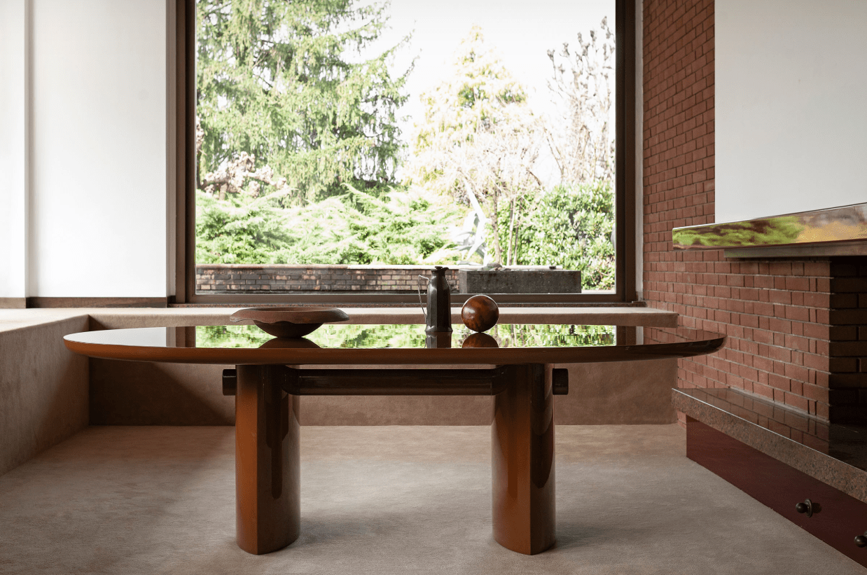 Torii Love Dining Table – view 2