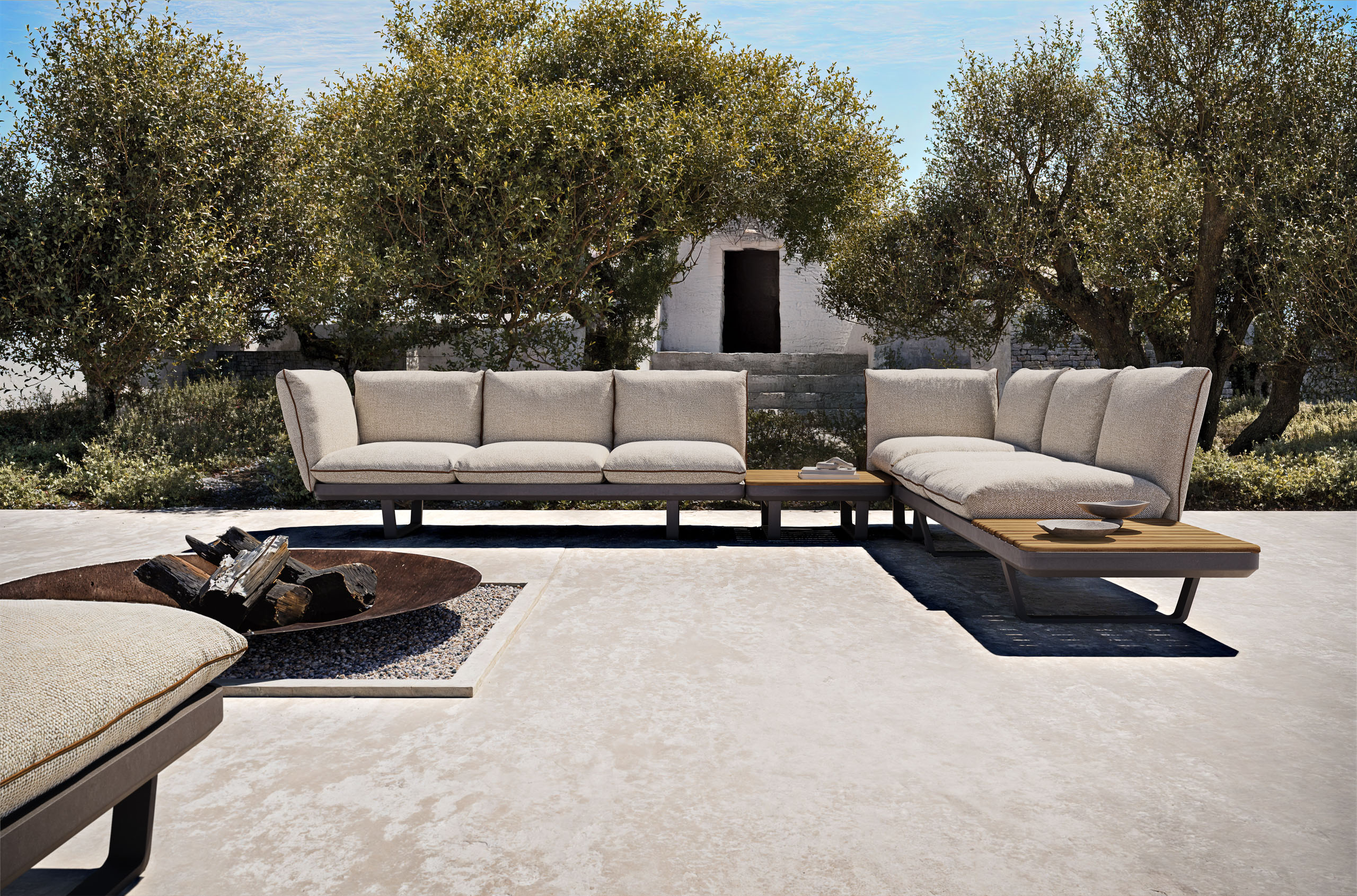 Venice Sofa – view 3