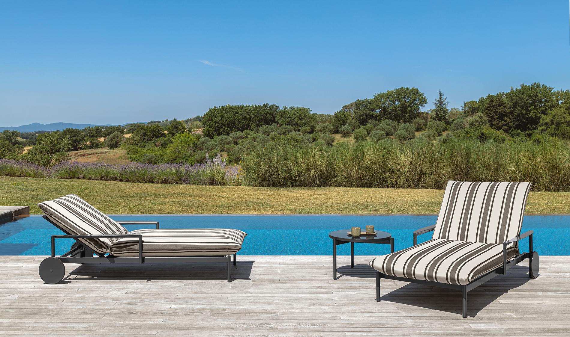 Nalu sunbed – view 3