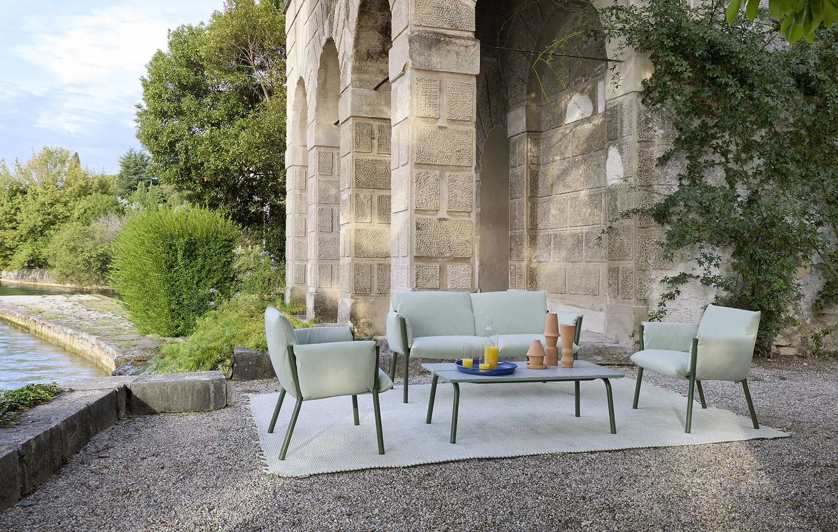 Brezza Sofa – view 2
