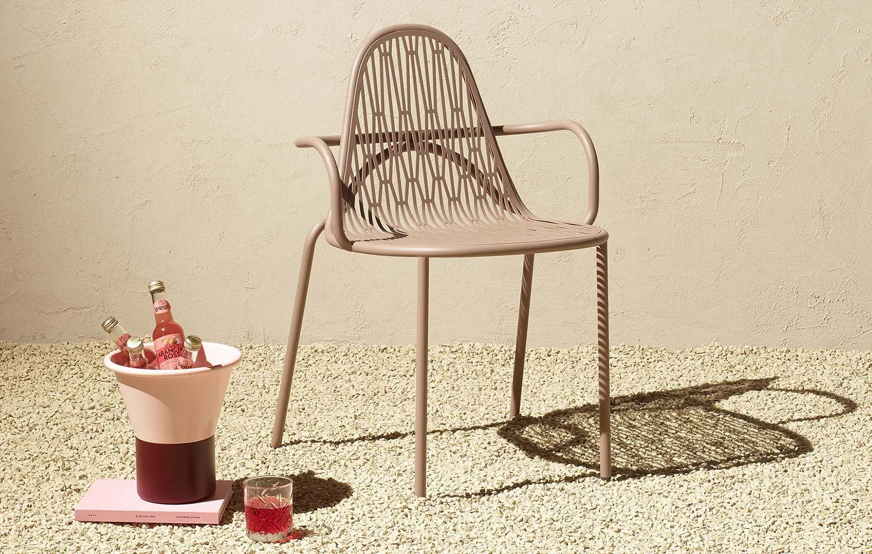 Malvasia armchair – view 2