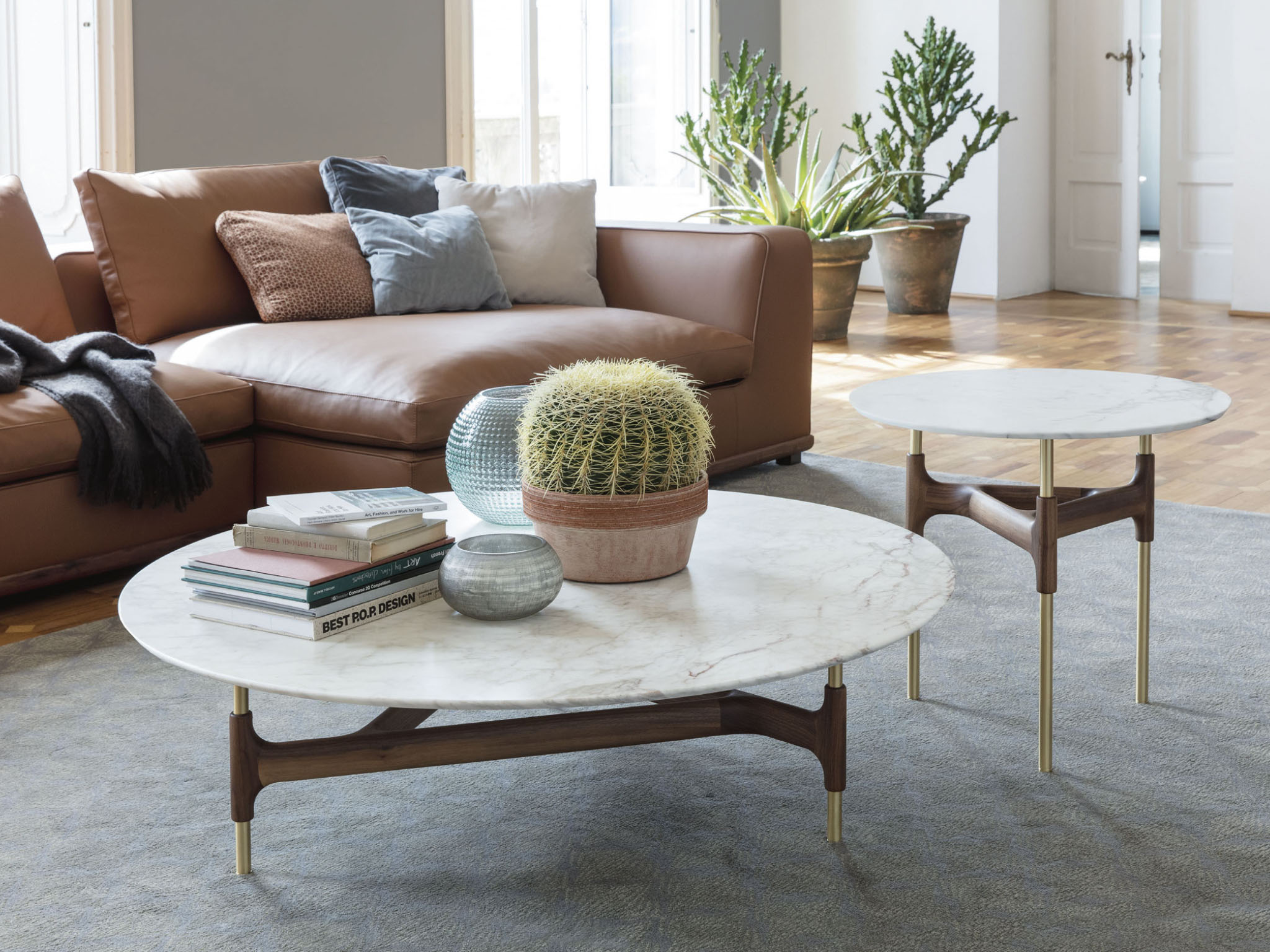 Porada Joint Coffee Table – view 3