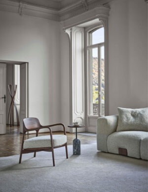 Porada Louis Armchair